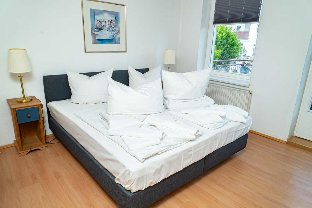Apartmenthaus Chrischanshof ロストック エクステリア 写真
