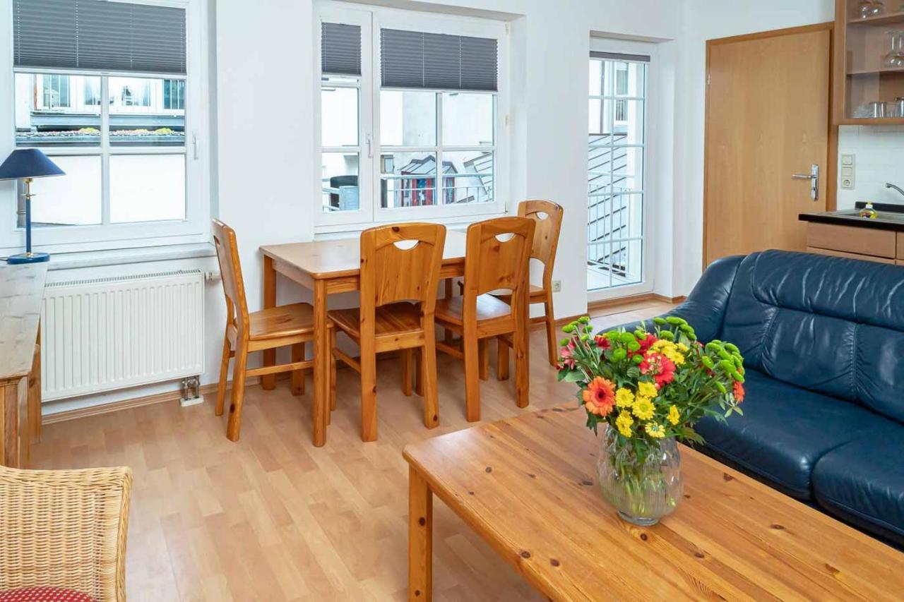 Apartmenthaus Chrischanshof ロストック エクステリア 写真