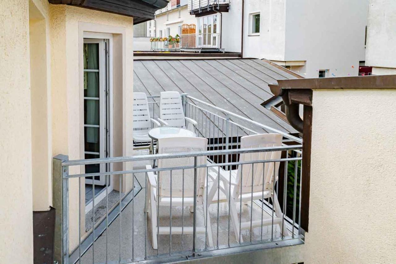 Apartmenthaus Chrischanshof ロストック エクステリア 写真