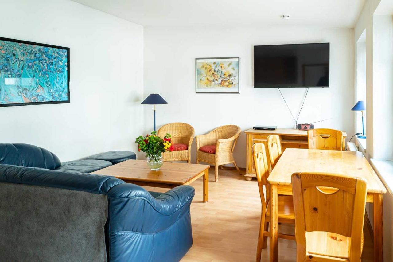 Apartmenthaus Chrischanshof ロストック エクステリア 写真