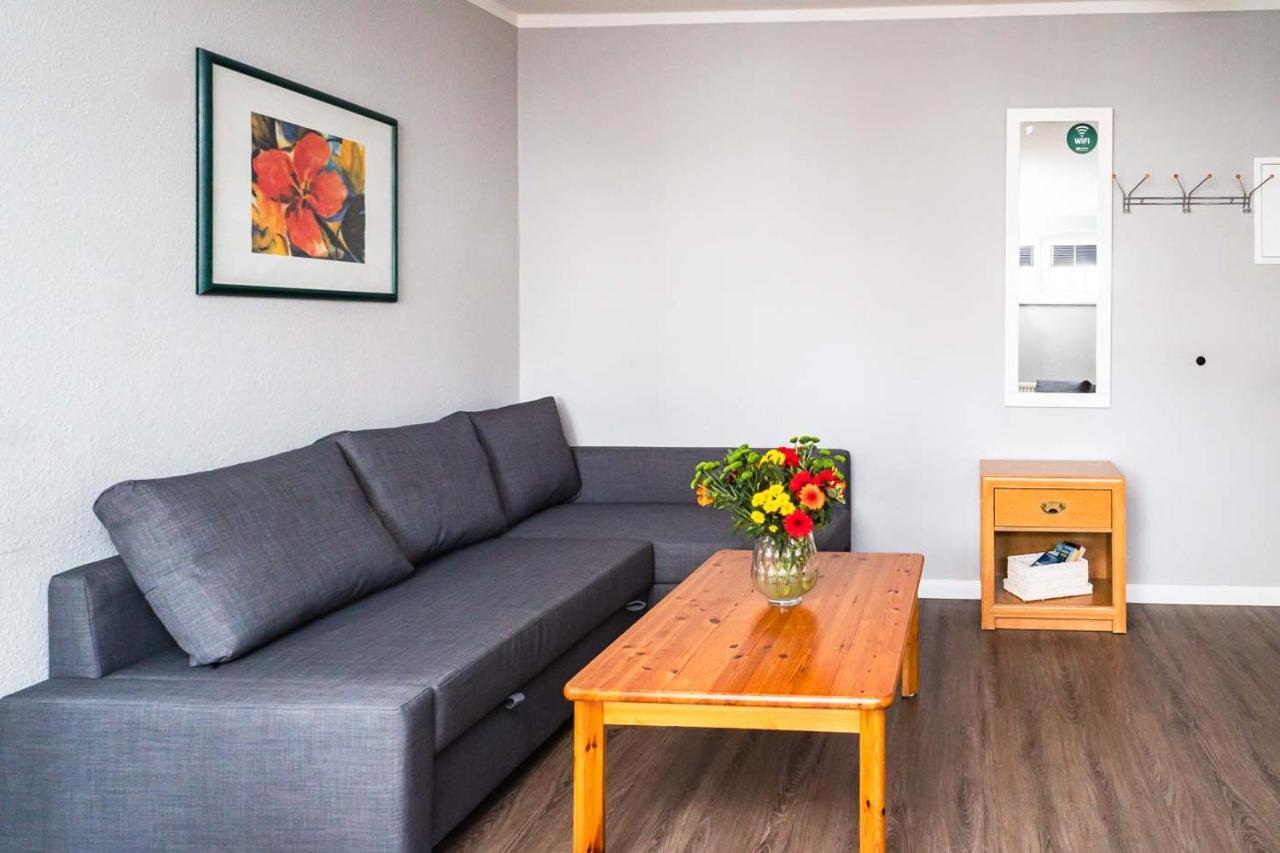 Apartmenthaus Chrischanshof ロストック エクステリア 写真